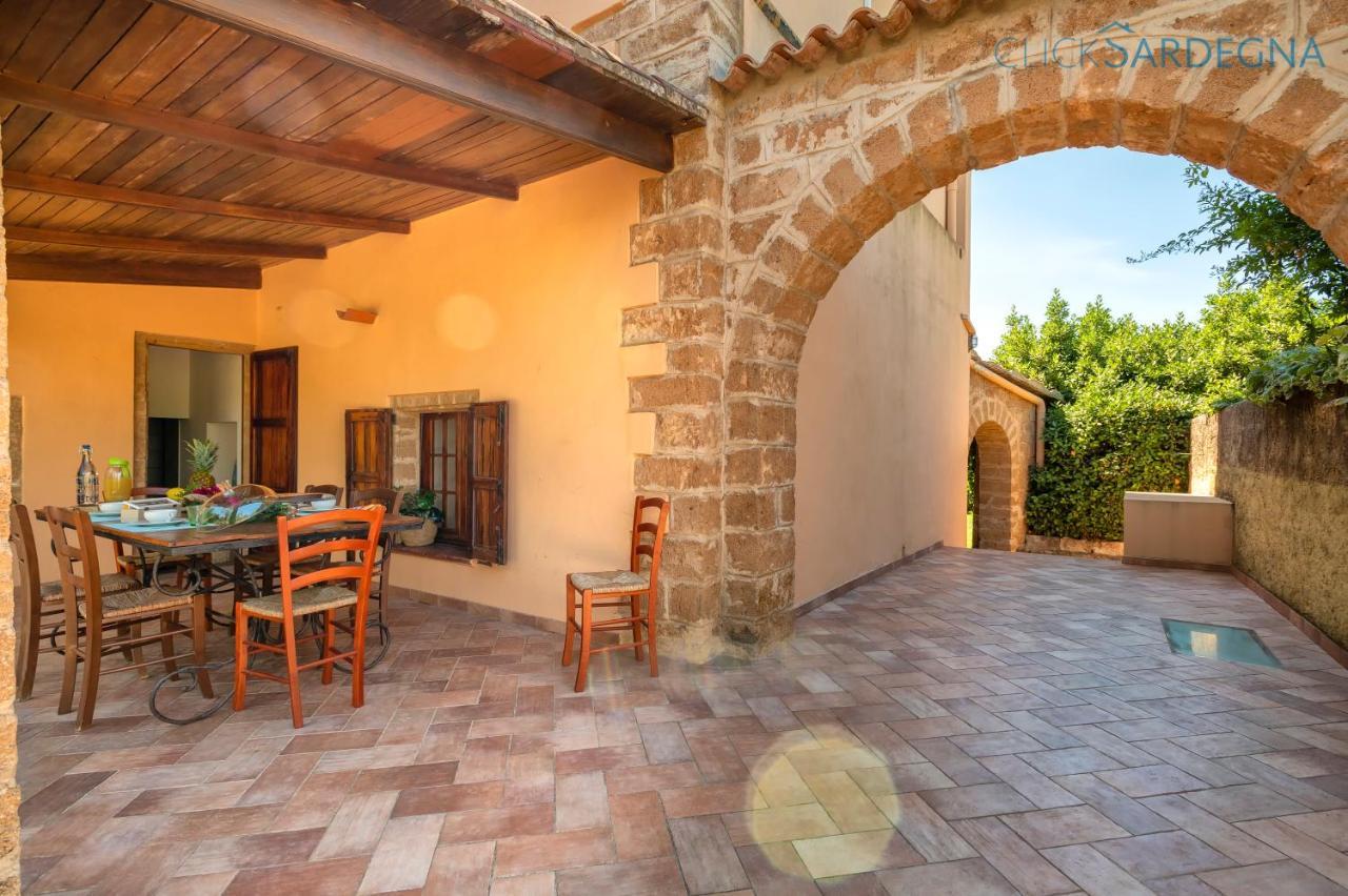 Villa Christiana Villa Del XV Secolo Con Piscina Ad Uso Esclusivo アルゲーロ エクステリア 写真