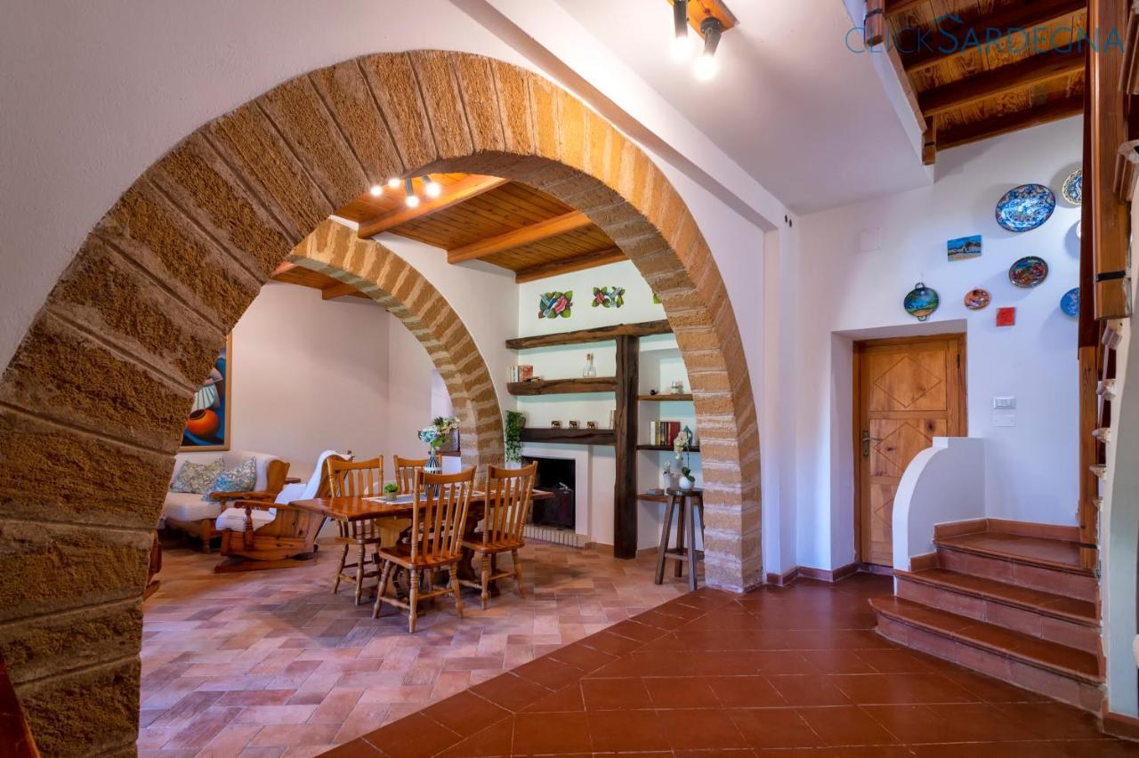 Villa Christiana Villa Del XV Secolo Con Piscina Ad Uso Esclusivo アルゲーロ エクステリア 写真